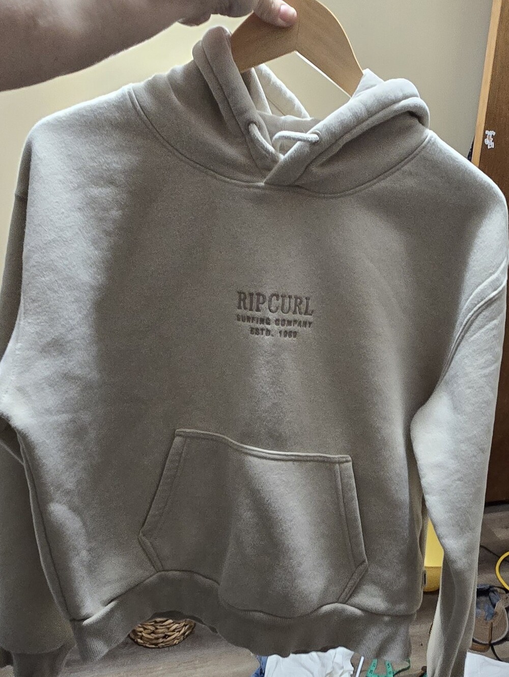 Rip Curl Jogger & Hoodie Set - Picture 4 of 5